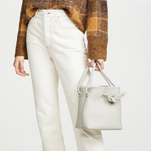 Vasic Bond Mini Bag Leather Tote in Ivory 